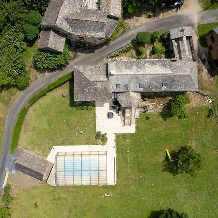 Вілла Grand Gite Piscine, L'Estrebaldie Aveyron Centres Екстер'єр фото